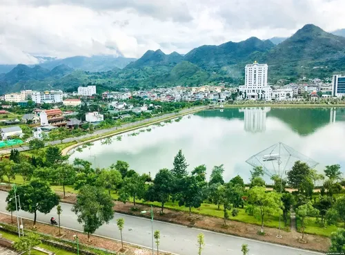 Ảnh thumbnail trip - Lịch trình Buổi sáng dạo phố công viên ở thành phố Lai Châu