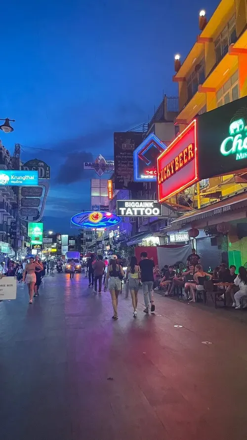 Ảnh thumbnail trip - Lịch trình Thứ 7 máu chảy về bar!! | Khaosan OVERNIGHT | Con đường du lịch nổi tiếng ở Bangkok [Thái Lan]