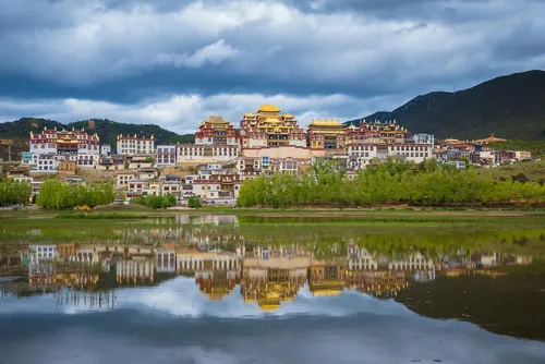 Ảnh thumbnail trip - Lịch trình Lịch trình 1 ngày khám phá tu viện phật giáo Tây Tạng ở Shangri-la Lệ Giang